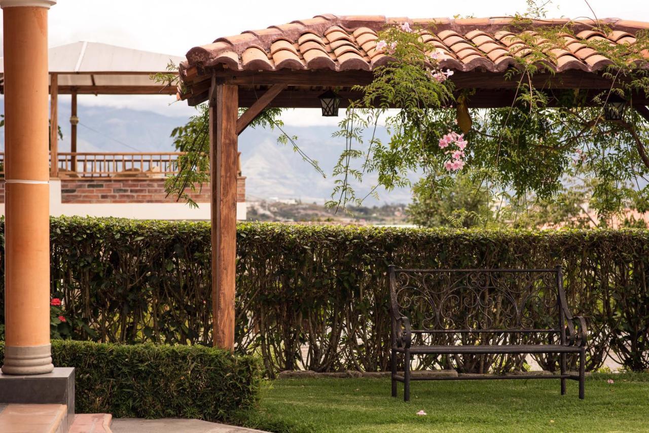 Hosteria Quinta San Miguel Ibarra Extérieur photo